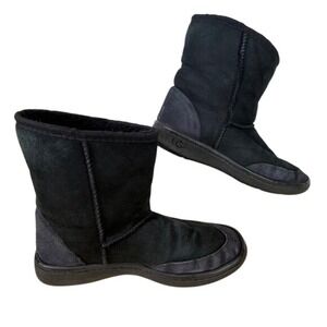 Vintage UGG Australia Kids 4 Black Lambskin Shearling Boots Mid‎ Calf
